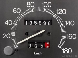 car mileage tracker 768x572 2 - کم کردن کیلومتر خودرو ،تنظیم کیلومتر! | دیجی برد
