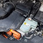 تعمیرات تخصصی یونیت های الکترونیکی خودروهای هیبرید