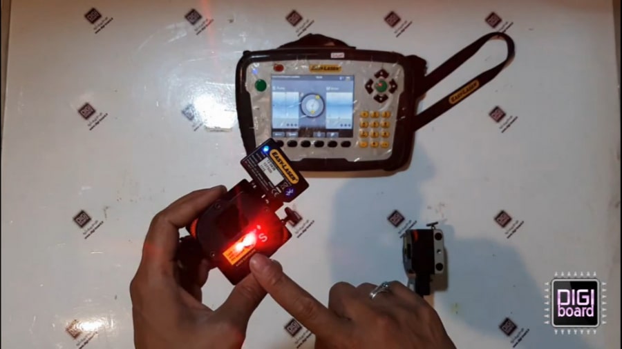 تعمیر دستگاه اندازه گیری لیزری الاینر Easy-Laser