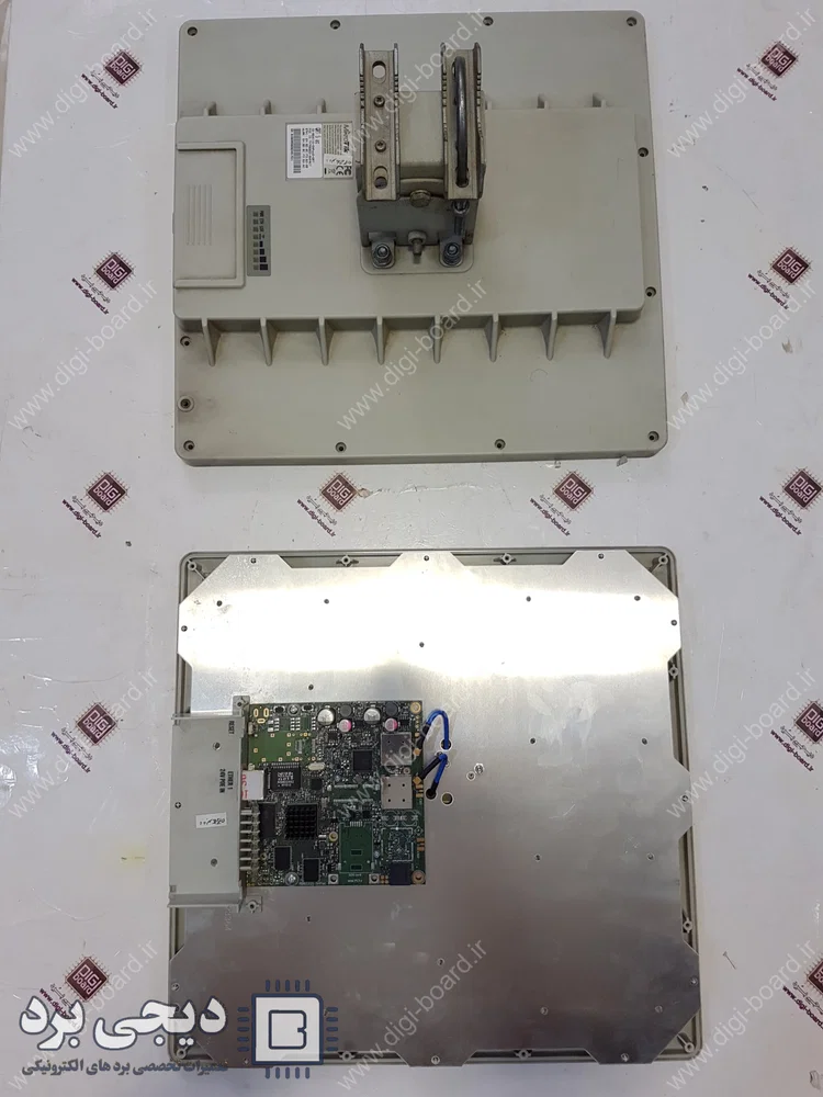 تعمیر آنتن مخابراتی و وایرلس (بی سیم) میکرو تک MikroTik مدل QRT 5 ac