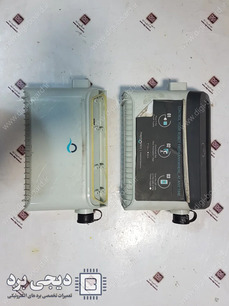تعمیر منبع تغذیه و کنترل‌کننده ربات تمیز کننده و شستشو استخر دلفین برند Maytronics
