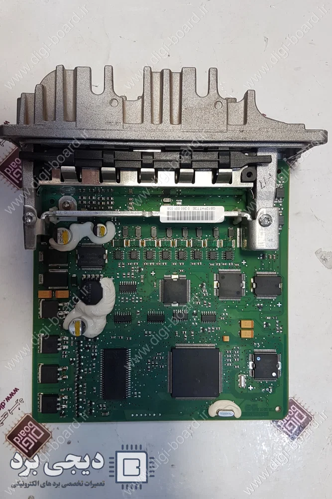 تعمیر کامپیوتر گیربکس TCU تراکتور نیوهلند برند بوش BOSCH با ZF 6009 365 007