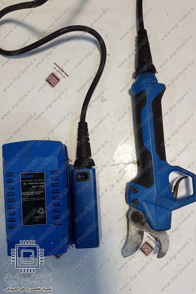 تعمیر قیچی برقی وومکس vomex مدل LB4040